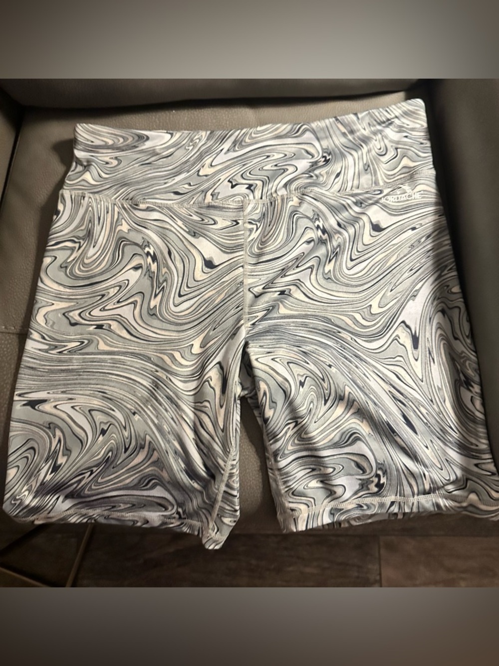 Jordache bike short Gray and White Swirl 2x